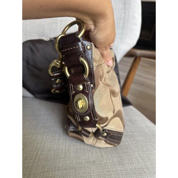 Coach Carly Signature Hobo Bag Brown Sz M Jacquard Shoulder Bag Bronze Hardware - Picture 4 of 13